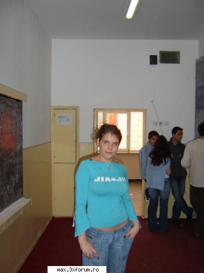 Am o problema ! - mai o problema...kre se duce sa dea bacu in locul - Probleme