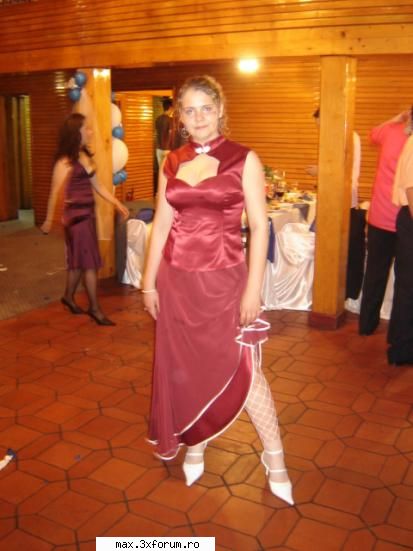 Poze la greu :) - RAPIDISTA ADEVARATA.......ROCHIA MEA PT BALUL DE - Poze